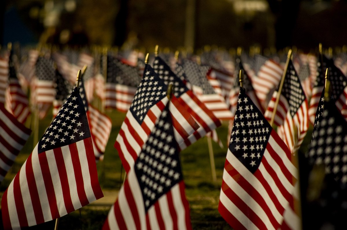 WRAP_org's tweet photo. More than 𝗙𝗢𝗨𝗥-𝗢𝗨𝗧-𝗢𝗙-𝗧𝗘𝗡 U.S. traffic deaths during the Memorial Day holiday involve drunk drivers (41%, @NHTSAgov, 2020). 

This holiday weekend, please #MakeAPlan, #DriveSober, #BuckleUp and #ReportDUI. 🇺🇸 https://t.co/He2hUooF1Q