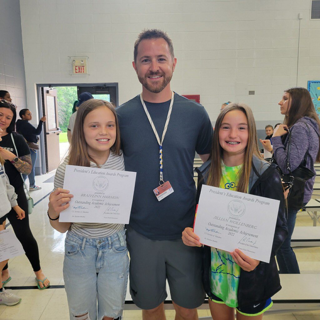 Mr. Ladd tweet media