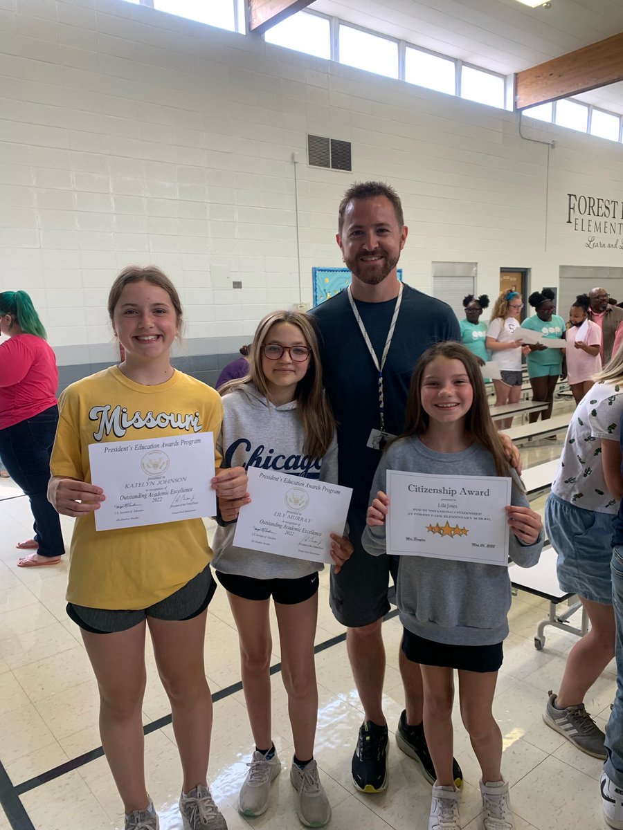 Mr. Ladd tweet media