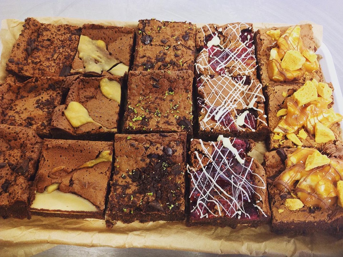 The Brownie Owl tweet media