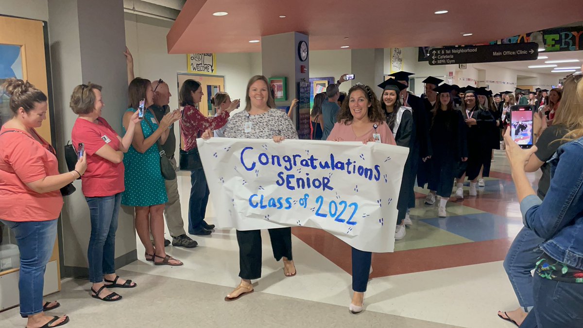 stephbville's tweet photo. Once a #reaganray…all the feels as a parent & a former Reagan staff member watching this #classof2022 walk the halls of the school they opened as kinders in 2009. Special people - special place - bright futures. Love this bunch! #1LISD https://t.co/skHAOH9q9T