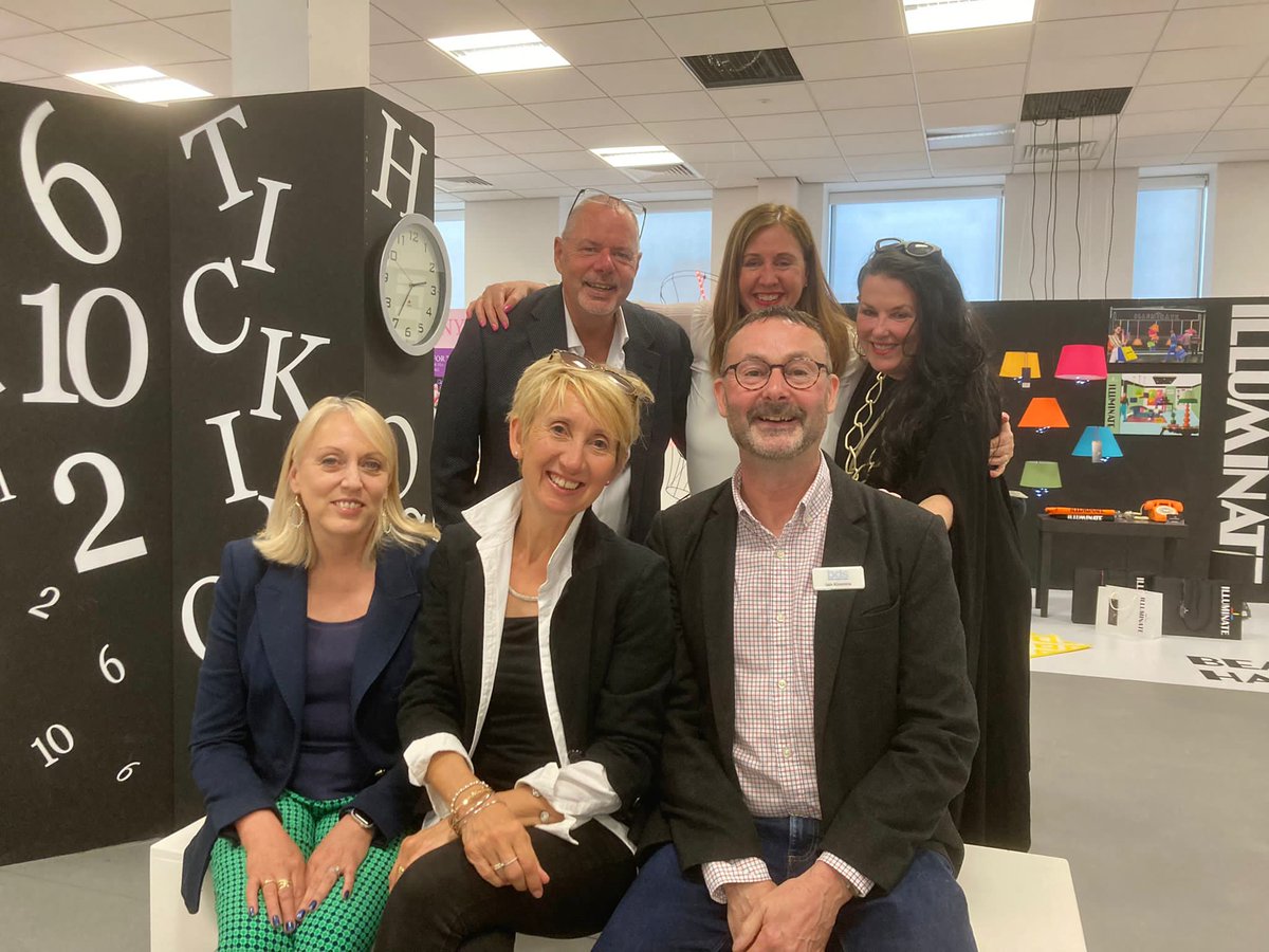 Hugh Baird College last week as one of the judges for their year end work.
AWESOME displays...really impressed!

#visualmerchandisingcourses
#displaytraining
#British Display Society