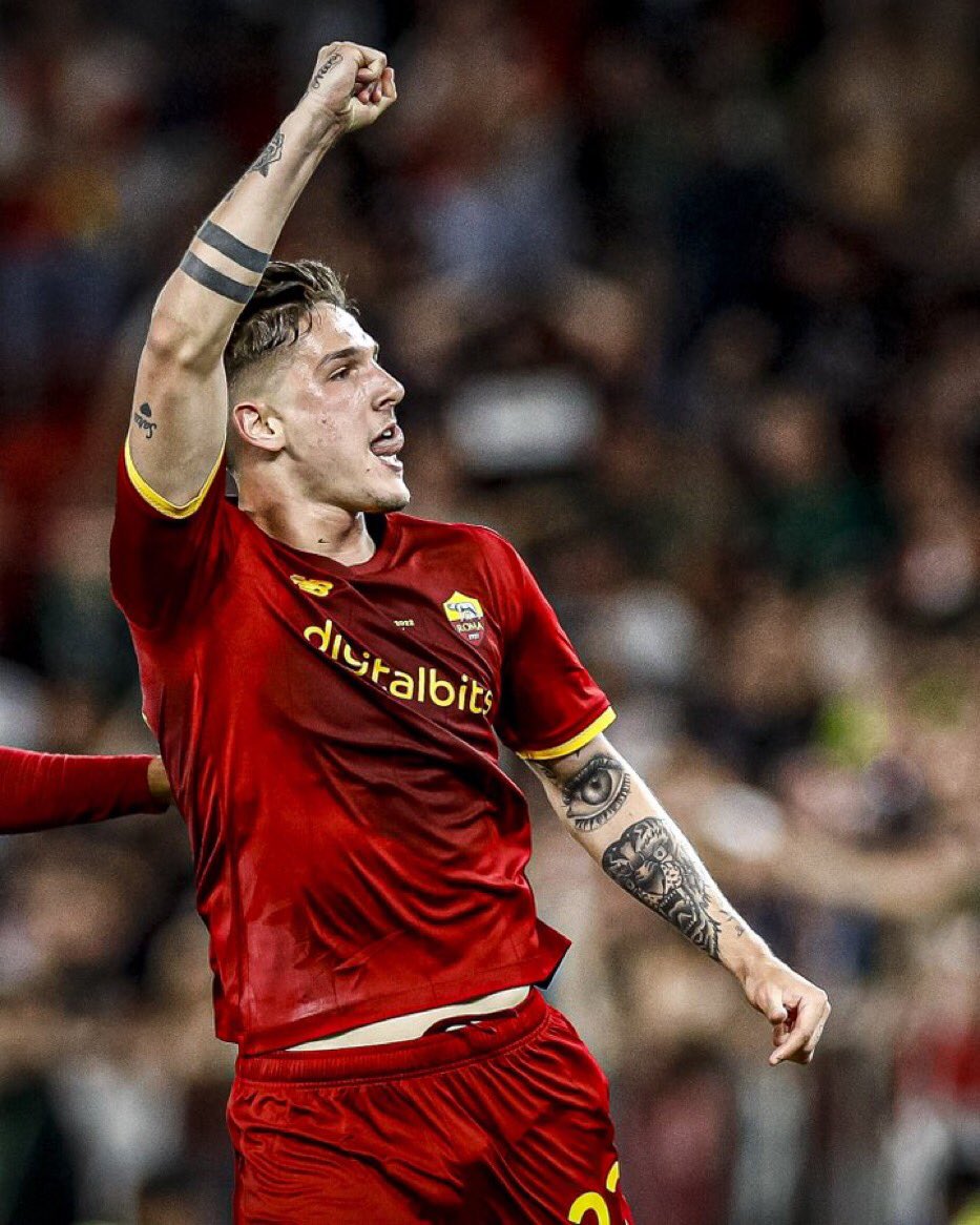 topskillsportuk's tweet photo. Nicolo Zaniolo is the youngest Italian to score in a major European Cup final in the last 25 years 🇮🇹. #ASRFC
And he still keep on pulling up. More to follow soon. https://t.co/AIw9Svw9Uu