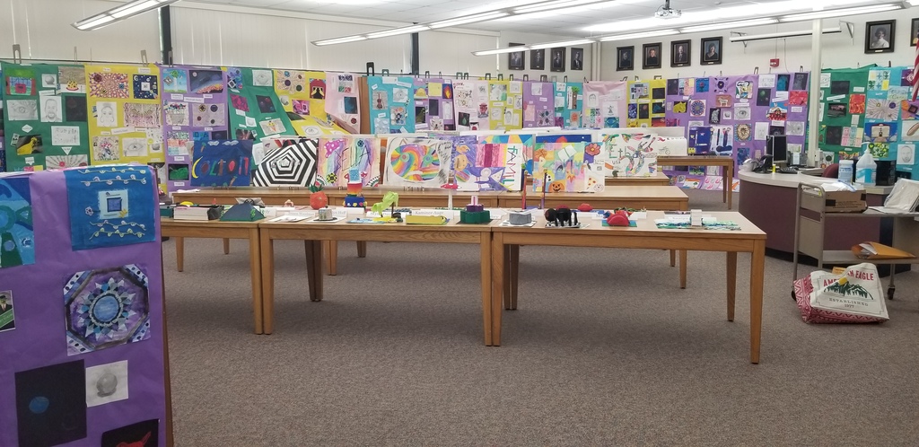 CorunnaMS_CPS's tweet photo. We look forward to seeing everyone tonight between 6-6:45 p.m. for our 6th and 7th Grade Art Show! https://t.co/IMNfczdcXd
