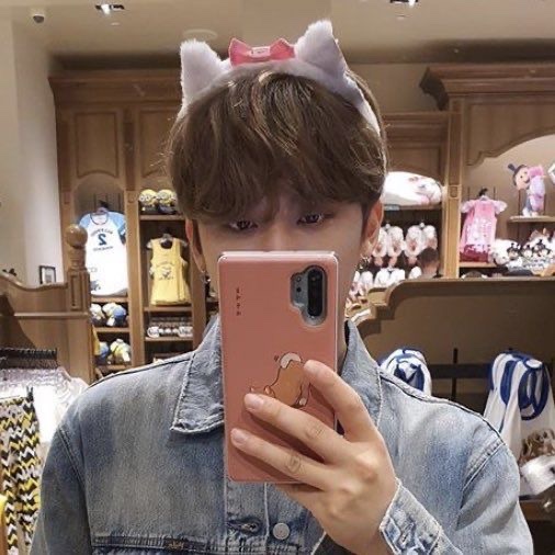 capykids's tweet photo. #straykids #Changbara https://t.co/6JcH5BGNW1