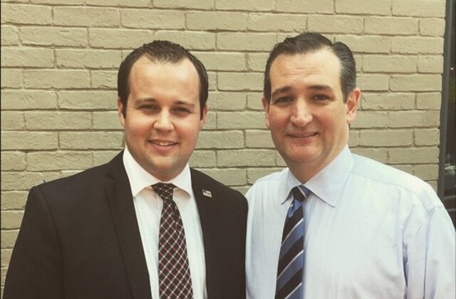 kissedbythesun's tweet photo. .@tedcruz couldn't make Josh Duggar's sentencing because he was too busy grand standing with .@GregAbbott_TX and dusting off coffers to receive .@NRA blood money this weekend https://t.co/CVMxSnDdHj