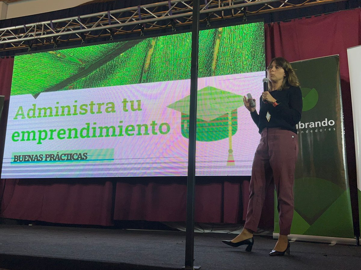 guyeryregules's tweet photo. 🗓️ En el día de hoy, @ParadaGimena y @javiernapo estarán hablando sobre buenas prácticas de administración y el marco legal necesario para emprendimientos.

#CerroLargo #ProgramaSembando https://t.co/jtnuI4EVDK