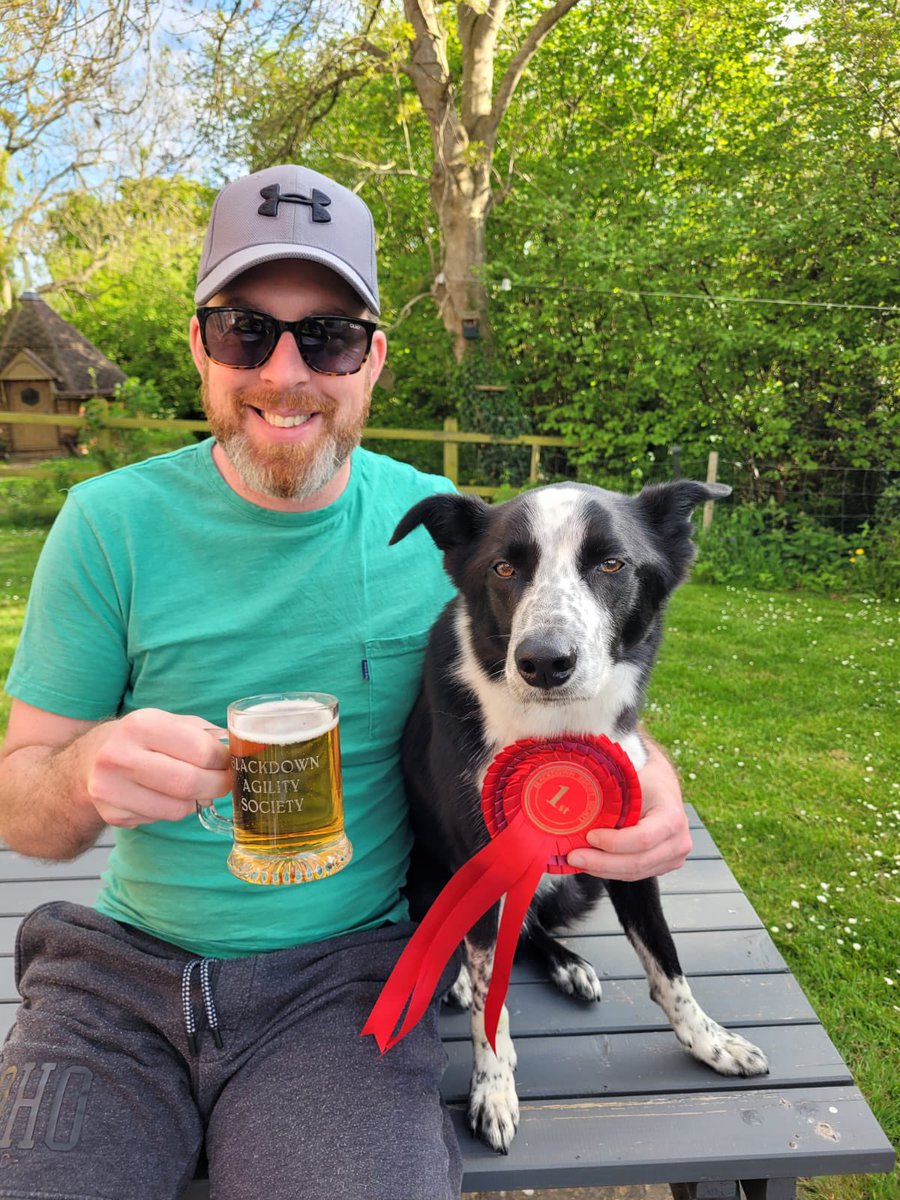 Gouldi_v's tweet photo. @TheKennelClubUK Best rescue who is also pretty good at agility - Buddy 💙 #paws4thought https://t.co/vcDvRitz6h