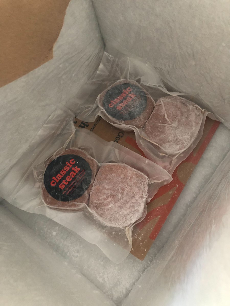 _David_Kay's tweet photo. My @meatifoods steak arrived today! Tune in this weekend for photos and a verdict. #fungibased #plantbased🤤 https://t.co/0PbVNUNhIX