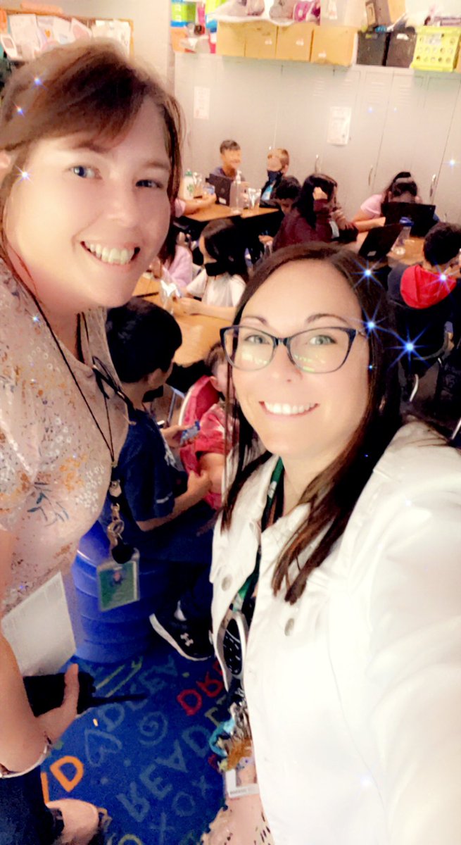 Mallory_J23's tweet photo. 3rd and 4th grade Meet and Greet was a success. This year’s 4th graders did a wonderful job with their presentations about 4th grade. It was so great to meet our incoming 4th graders! @KarlaFidoe  @3rdGradeKubs @JillHandleyKES @KenwoodElementa #kubway https://t.co/q4tC4yZdxJ