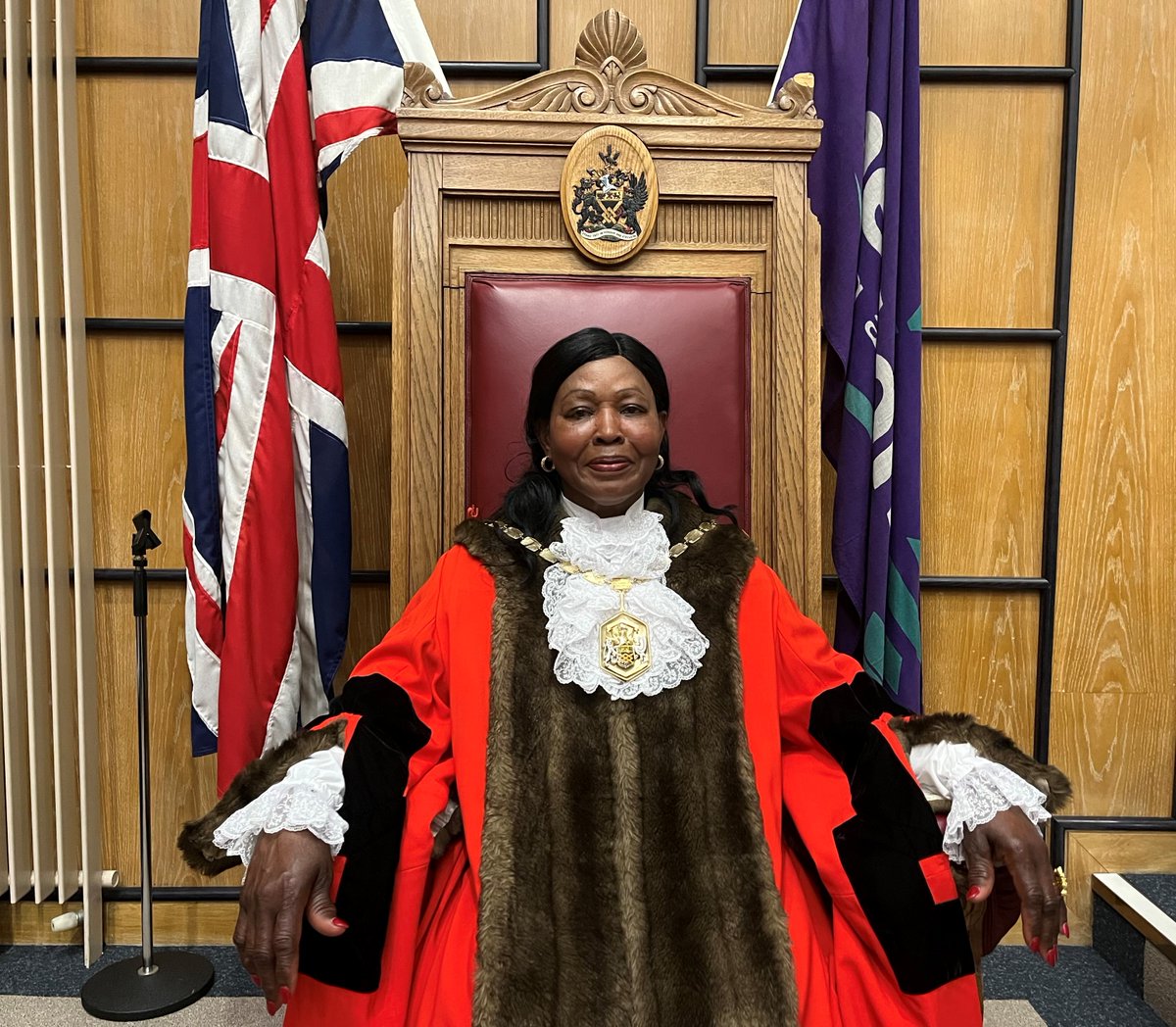 New <a href="/MayorOfMerton/">Mayor of Merton</a> pledges to empower young people and bring the community together 

ow.ly/Ks1e50Ji5nx
