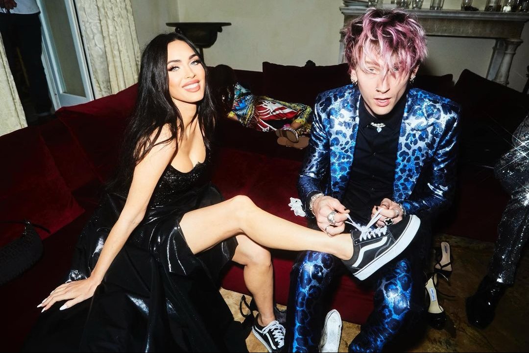 meganxcolson's tweet photo. megan fox and machine gun kelly <3 https://t.co/jceloqJgNv