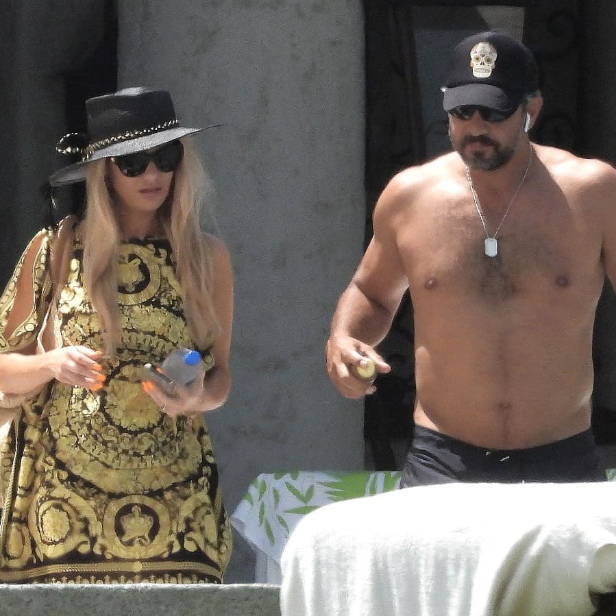 Now why did I think this was Janelle & Kaysar- https://t.co/6LdMfdvdSa