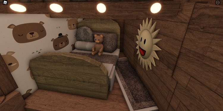 Froggyplayzz's tweet photo. 🧸Hii
Todays hack is a REMAKE of one of my old bunkbeds! I think this looks SO much better! 🧸
Hope all you like it! 

(The original bed will be in the comments)

@RBX_Coeptus @FroggyHopz_RBLX @BasicallyBlxbrg @BramPeee #bloxburg #bloxburghacks https://t.co/1CltPJ2o0t