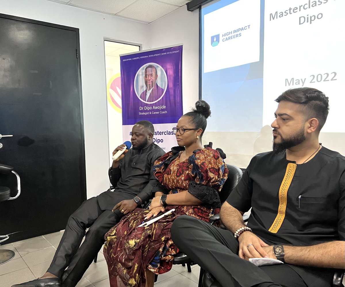 OgbeniDipo's tweet photo. Thank you @jomamit_, Ireayo, and @RaoulSaw 👏🏽👏🏽👏🏽👏🏽👏🏽 #CareerMasterclassWithDipo https://t.co/Au01uPPHfF