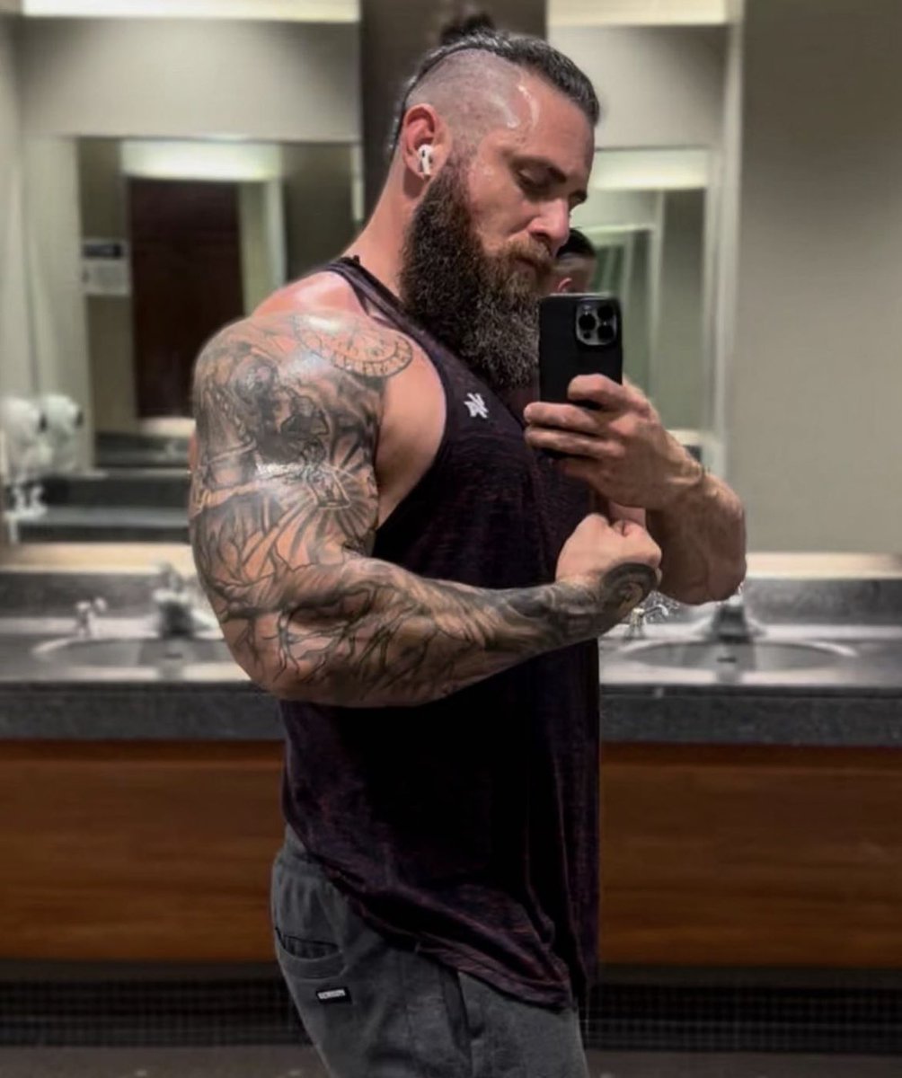 Conscious Muscle tweet media