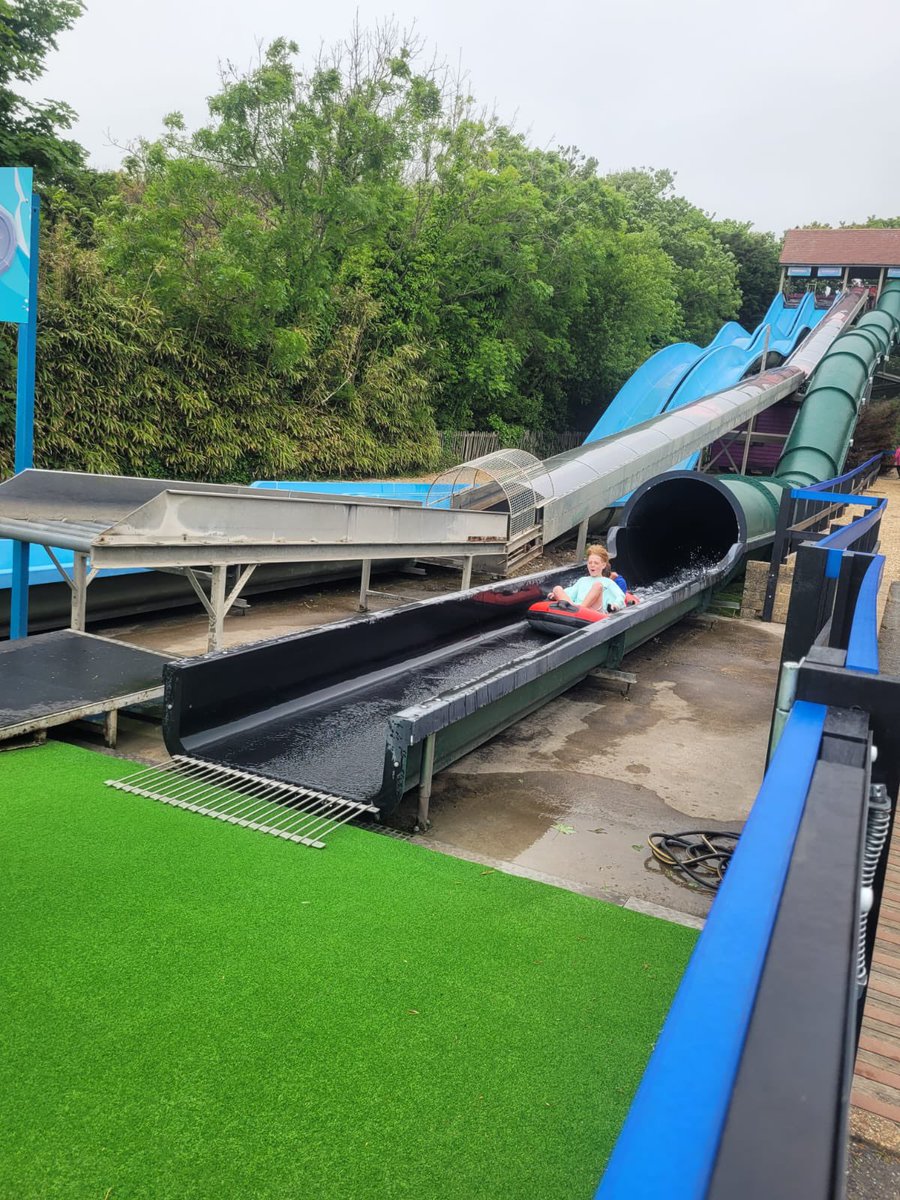 Whyteleafe_sch's tweet photo. Water slide at Blackgang Chine #fun #slide #waterslide #blackgangchine #windy #wewontletthewindstopus https://t.co/QSUWIuHIOF