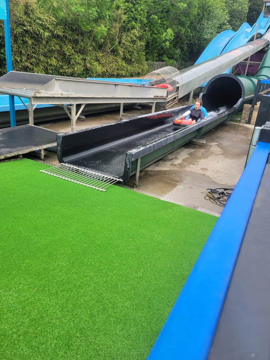 Whyteleafe_sch's tweet photo. Water slide at Blackgang Chine #fun #slide #waterslide #blackgangchine #windy #wewontletthewindstopus https://t.co/QSUWIuHIOF