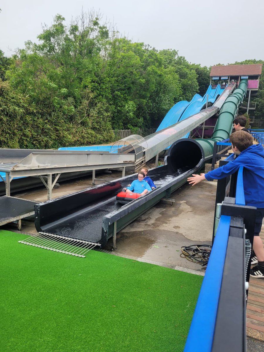 Whyteleafe_sch's tweet photo. Water slide at Blackgang Chine #fun #slide #waterslide #blackgangchine #windy #wewontletthewindstopus https://t.co/QSUWIuHIOF