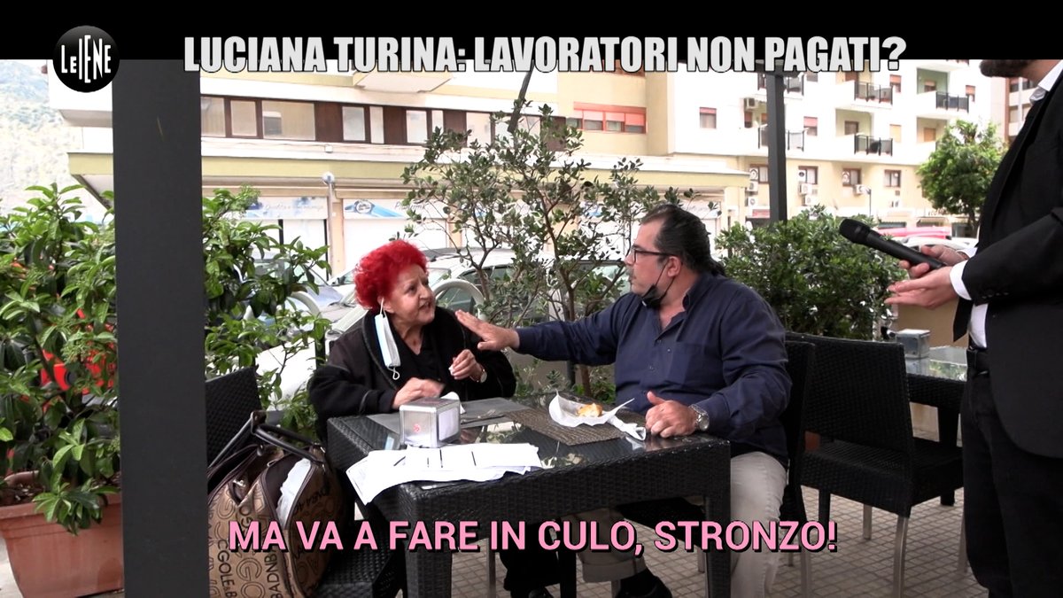 redazioneiene's tweet photo. Perché queste persone dicono di non essere state pagate dalla nota attrice delle commedie anni ’70 e ’80 Luciana Turina? Andiamo da lei con @FabioAgnello_ ma non la prende benissimo… #LeIene
https://t.co/2WvhIKjL3F https://t.co/9oEaYjQe1C