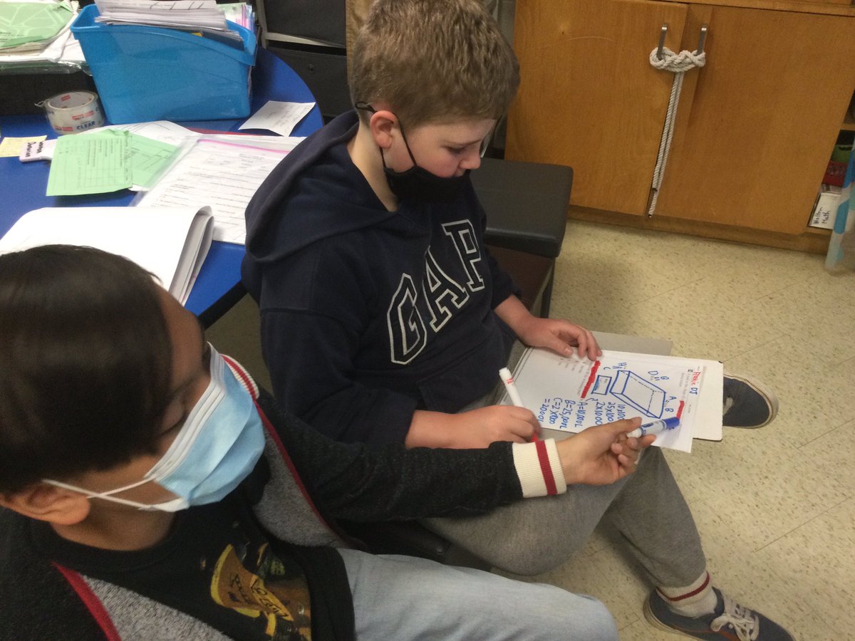 waltonsclass's tweet photo. During the partner work during action part of #3actmath @WestwoodUGDSB @ugdsb trying to figure out a plan to solve the 2 step math problem. Using #mathstrategies to make it simple &amp; how to think about math vocabulary to help share what you know on your math #onted #maths https://t.co/xiKa1lO99V