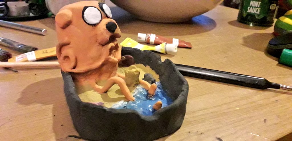 InquisitorSmug's tweet photo. Not bad for a first try. I was very impressed with the small paints that came with the set.
Very messy but great fun.
#thecraftsociety
#datenight
#adventuretime
#clay
#hobbystuff
#jakethedog https://t.co/Mqy56038F0