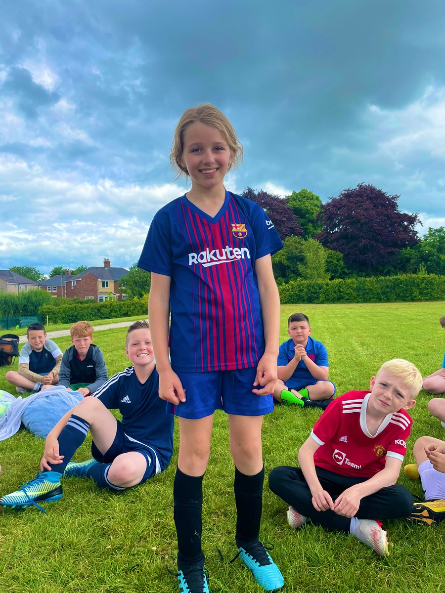 nomads_qitc's tweet photo. Great after school club with a top set of players. Well done to MOM’s Denver &amp; Brooke 

@GolftynCP #Year5Year6 #SchoolsProject #Community https://t.co/AA7KvoilYZ
