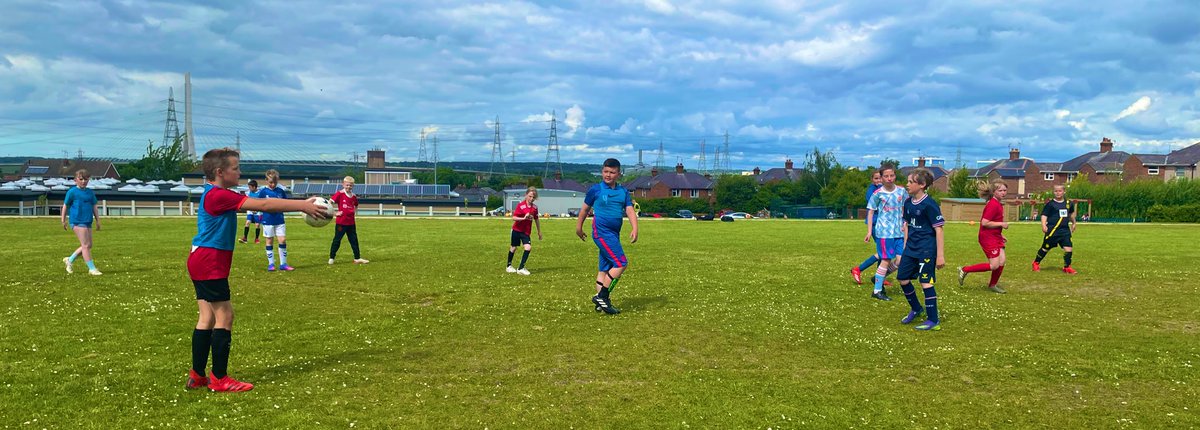 nomads_qitc's tweet photo. Great after school club with a top set of players. Well done to MOM’s Denver &amp; Brooke 

@GolftynCP #Year5Year6 #SchoolsProject #Community https://t.co/AA7KvoilYZ