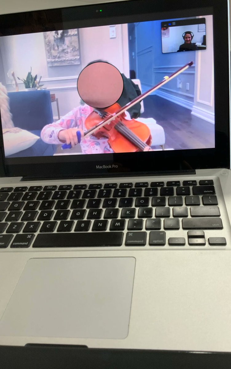 musichalice's tweet photo. Finally making some good progress here! My little beginner learning how to hold the bow and keep her bow parallel to the bridge!
#introductioryviolin #onlineviolinlessons #onlineviolinteacher #violinposition #learningthebowgrip #bowgrip #bowaid #teachingresources https://t.co/dPpXxLFVX4