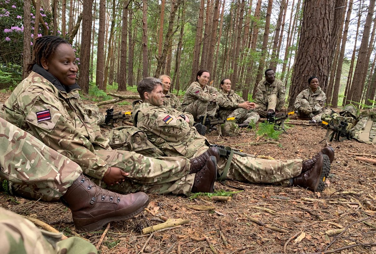 DMS_JHGSE's tweet photo. This week the Squadrons at JHG(SE) go Back to Basics with exercises for the new Individual Training Requirement. Brushing up Field Craft skills that are essential for all soldiers no matter the Cap Badge   #ThisisBelonging #FailLearnWin #SoldierFirst @ArmyMedServices @DMS_MilMed https://t.co/DFFlqQAWZD