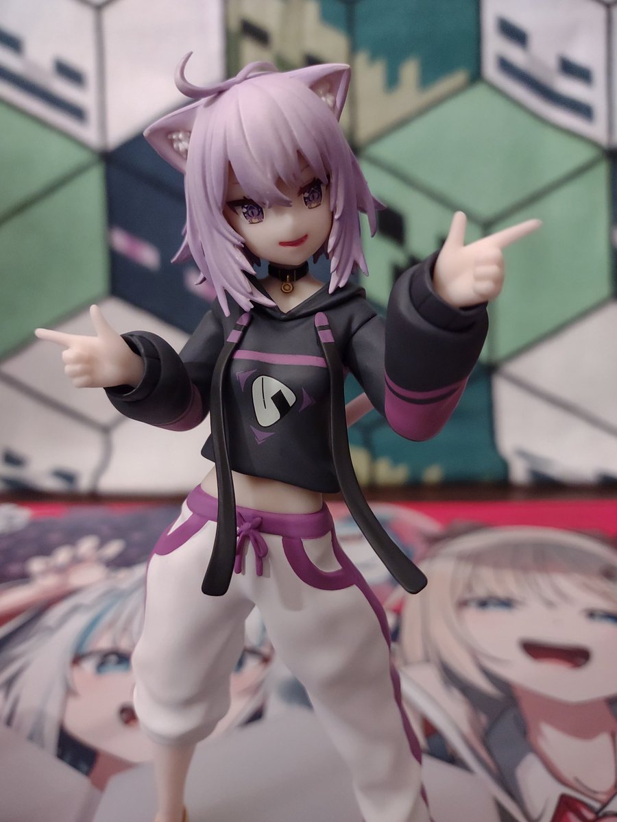 Listless_Chuuni's tweet photo. Yubi! Yubi! Mogu~ Mogu~
It's been literally forever since I've gotten figures.
But I had to get these 100% https://t.co/AnpKMvPooa