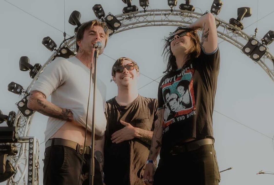 a month ago.

📸 <a href="/blake_littell/">alllegsnotorso</a>