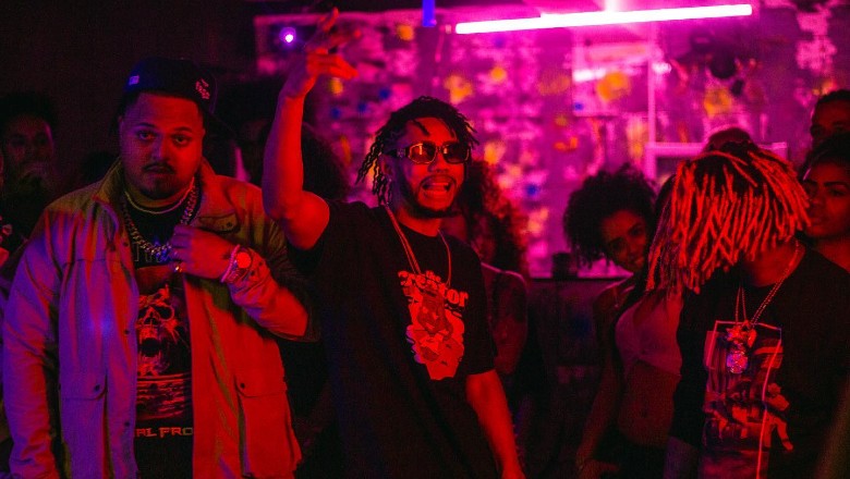 ZonaSuburbana's tweet photo. Quimo W-ONE e Nego Iego convidam DaLua no single “Conceito”
#Rap #HipHop #Conceito #DaLua #NegoIego #QuimoWONE #Vibox
🔽Matéria completa acesse🔽
https://t.co/lhGkvSjYXt https://t.co/3EfAAvlMqh