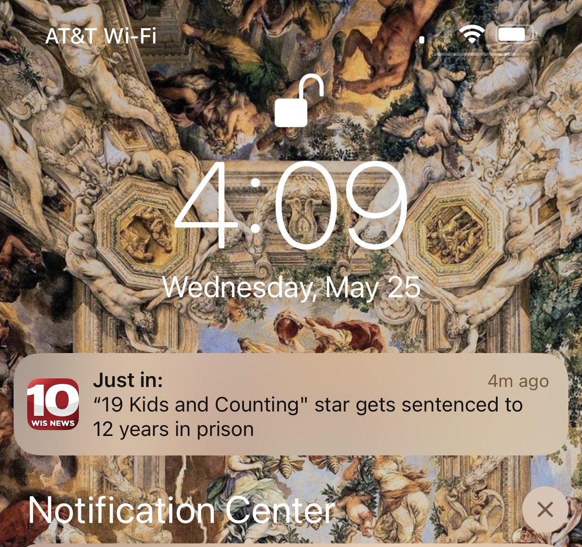 danieltcarter's tweet photo. Probably ~not~ the best way to break this particular news at the present moment @wis10. #ReadTheRoom https://t.co/WmzvuZMVwp