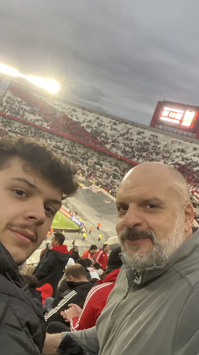 jcfaria_2003's tweet photo. #FotoMasMonumental https://t.co/dUoZUOfj76
