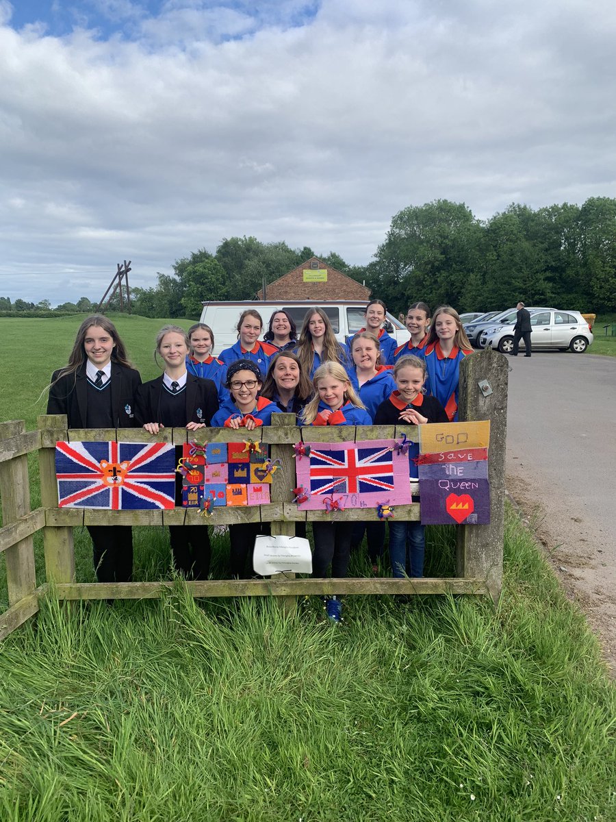 The girls have spent the last few weeks working so hard sewing their own designs to be part of the Yarn bombing around Fillongley Village as part of the Jubilee celebrations! 
Well done everyone! <a href="/Girlguiding/">Girlguiding</a> <a href="/GirlguidingMids/">Girlguiding Midlands</a> <a href="/GGWarwickshire/">GirlguidingWarks</a>  #yarnbombing #JubileeCelebration