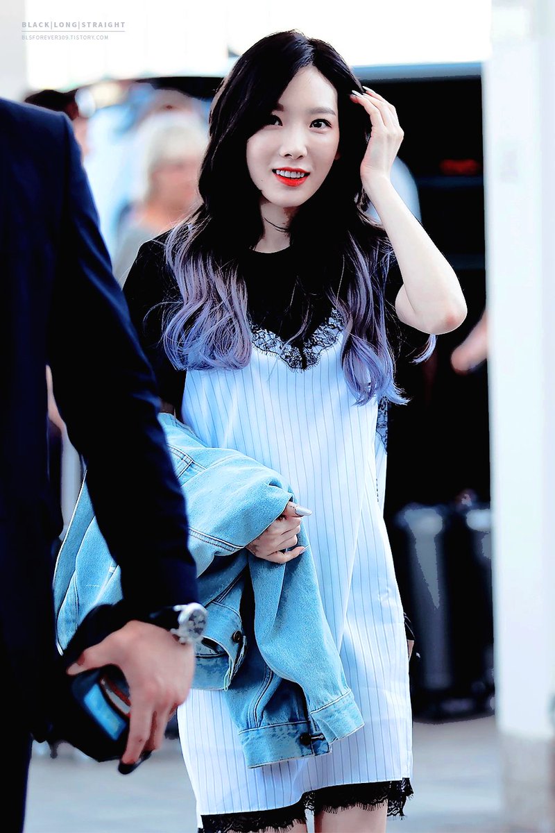 TWTHEIA's tweet photo. 🌸   𝗧𝗛𝗘𝗜𝗔  ᯽  𝕟𝕖𝕨 𝕖𝕧𝕖𝕟𝕥    ՚՚   #REVELITYDB + #𝐋oveisa𝐆ame

Muy feliz vengo llegando al debut de estas bellezas deseándoles sólo lo mejor en su carrera.
¡Muchas felicidades, lindas! 🌼 https://t.co/wM1aZBtapg