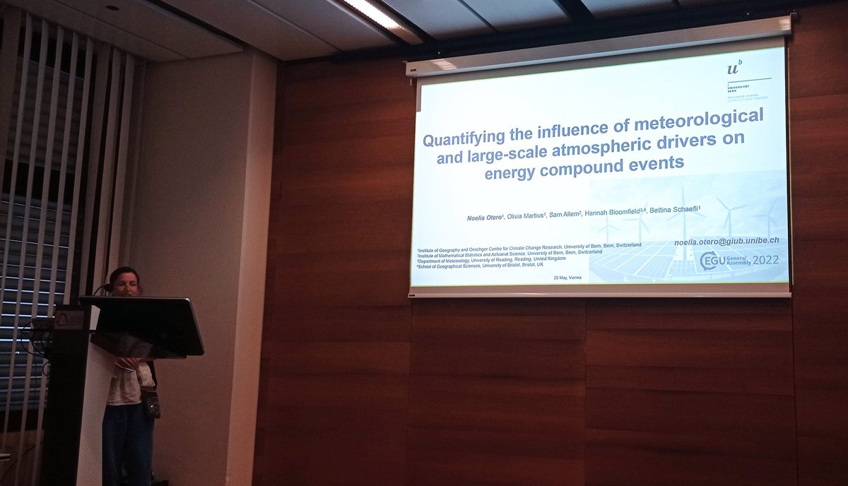 HCBloomfield19's tweet photo. It was energy meteorology day today at #egu22 with a whole day of great talks covering a huge range of topics in the two big renewable energy sessions.
Shout out to @noeliaof presenting some of her amazing work on compound energy extremes this afternoon. https://t.co/aZe1uLynZK