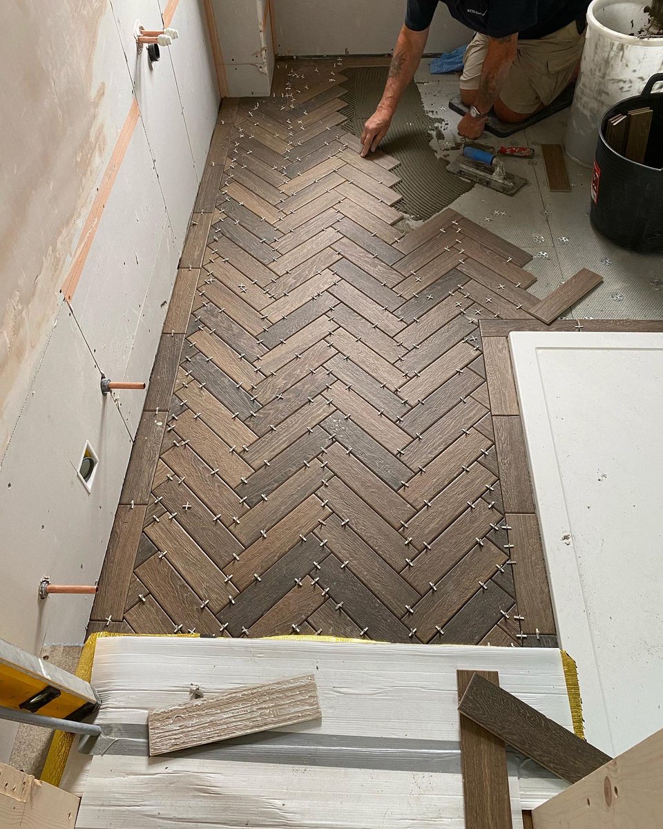CheamCo's tweet photo. It’s a herringbone kinda day at cheamplumbing https://t.co/qisFnvKljR