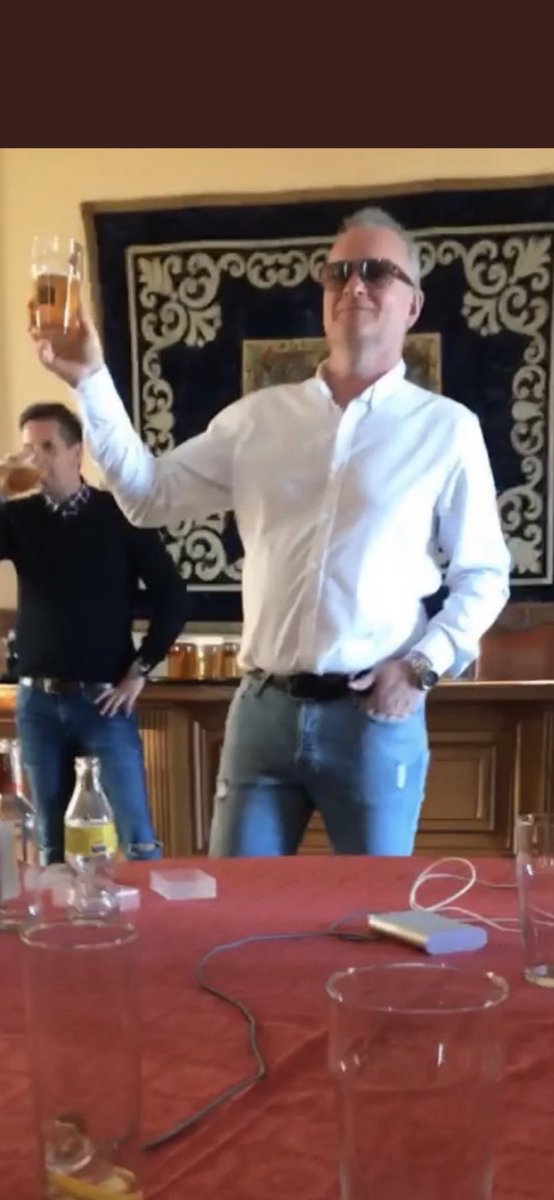 Þessi 👑 elskar bikarkeppnina ⚽️