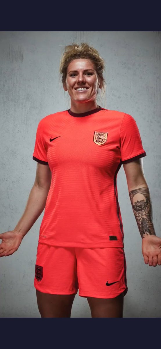 R4CH3L_86's tweet photo. @Lionesses 👌🏽💙 https://t.co/b1jfycwplf