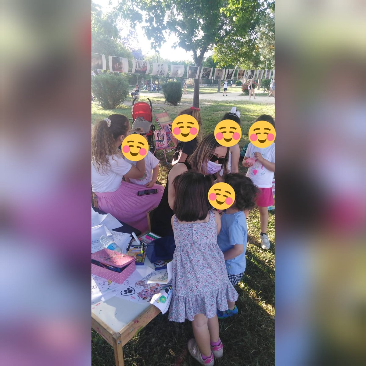 BosqueApoyo's tweet photo. Os dejamos resumen de nuestra Convivencia Familiar. 
Gracias por formar parte de esta tribu.
Cómo veis los niños se lo pasaron pipa, pero no fueron los únicos, los papás y las mamás también!
Juegos de agua
Pintacaras
Pegatinas
Dibujos
Merienda
Música
Y ganas de pasarlo bien!🧵👇 https://t.co/spzZCcLaJ8
