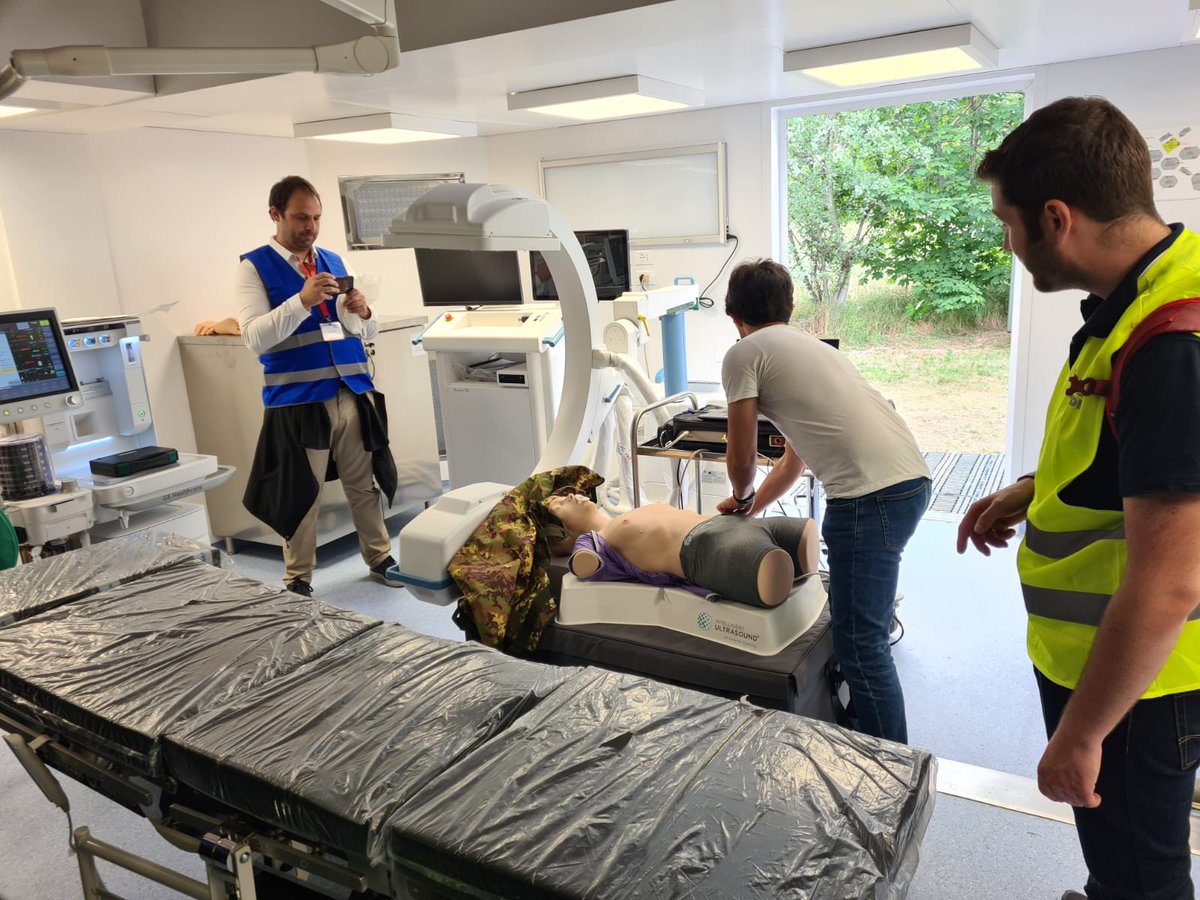 BounesV's tweet image. {Thread} 📸 Retour en image sur cet exercice de mise en situation réelle et d'application en termes de médecine d'urgence, notamment en cas de désastre humanitaire majeur
@CRIMEDIM &amp;amp; @NOFEAR_EU 
#Novara #EMDM22