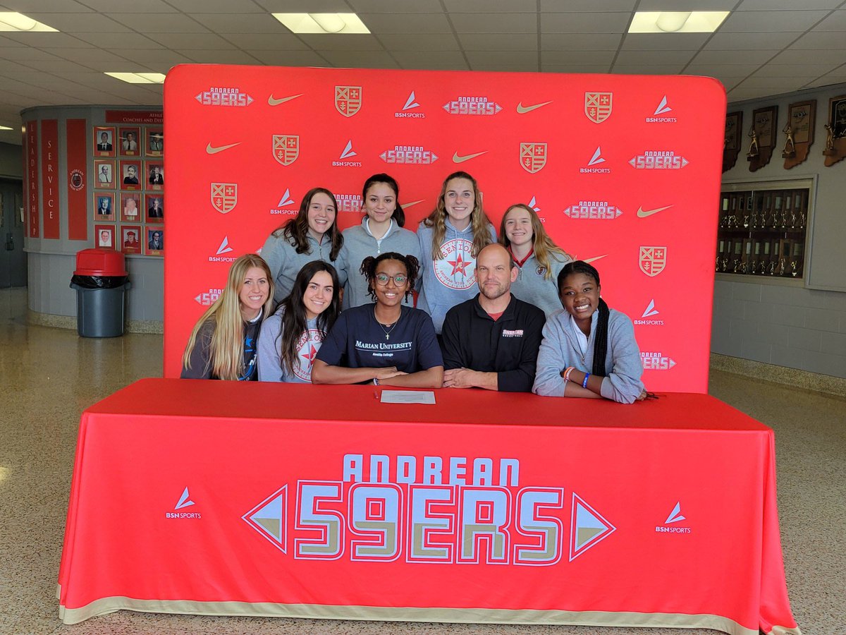 n1co1eswain's tweet photo. Beyond happy and blessed to say it’s official💙💛 @MU_AncillaWBB https://t.co/KlX8mYet4I