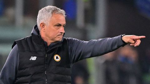 The special one.
El viejo debe estar contento ❤