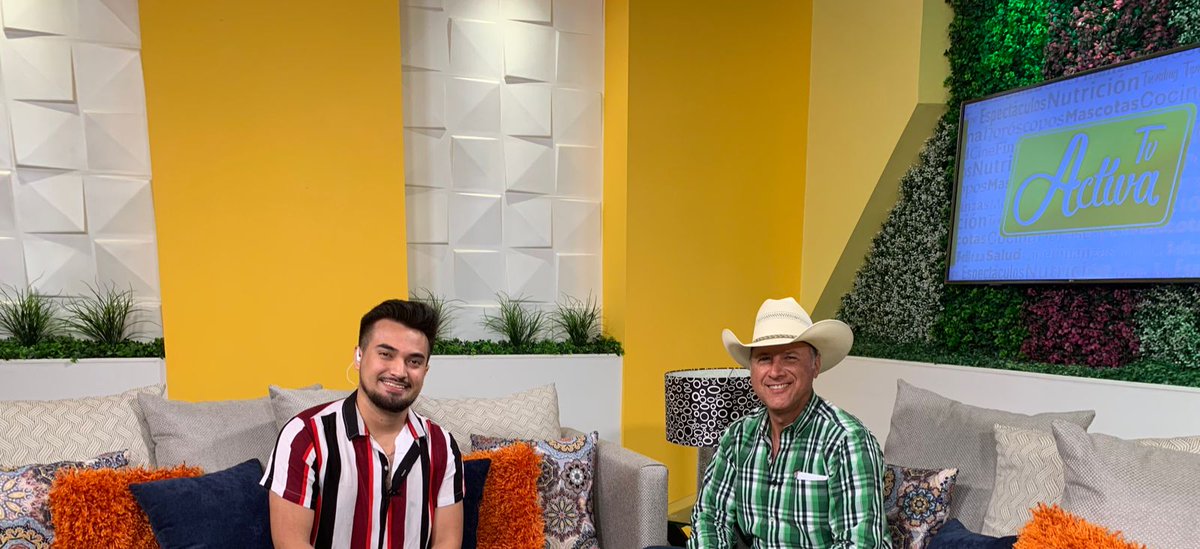 UTnortecoahuila's tweet photo. Convocamos a egresados de preparatoria de la región norte del Estado a presentar el EXAMEN DE INGRESO de la #UTNC el 9 de JULIO de 2022, en entrevista en el programa #ActivaTV de Televisa #PiedrasNegras @pnlasnoticias #SomosCorrecaminos #SiempreAdelante @mrikelme https://t.co/4ZFGHSf8Hc