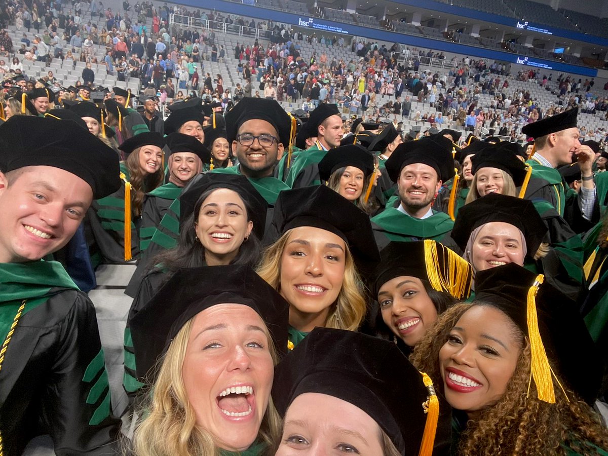 UNTHealth_TCOM's tweet photo. They did it!!! Say hello to our newest alumni. Today, TCOM's Class of 2022 graduated 229 osteopathic physicians who are heading into the profession to change the way health care is delivered. We are so proud and wish them all the very best. Congratulations!! #TCOM https://t.co/Q6uJo1qbph