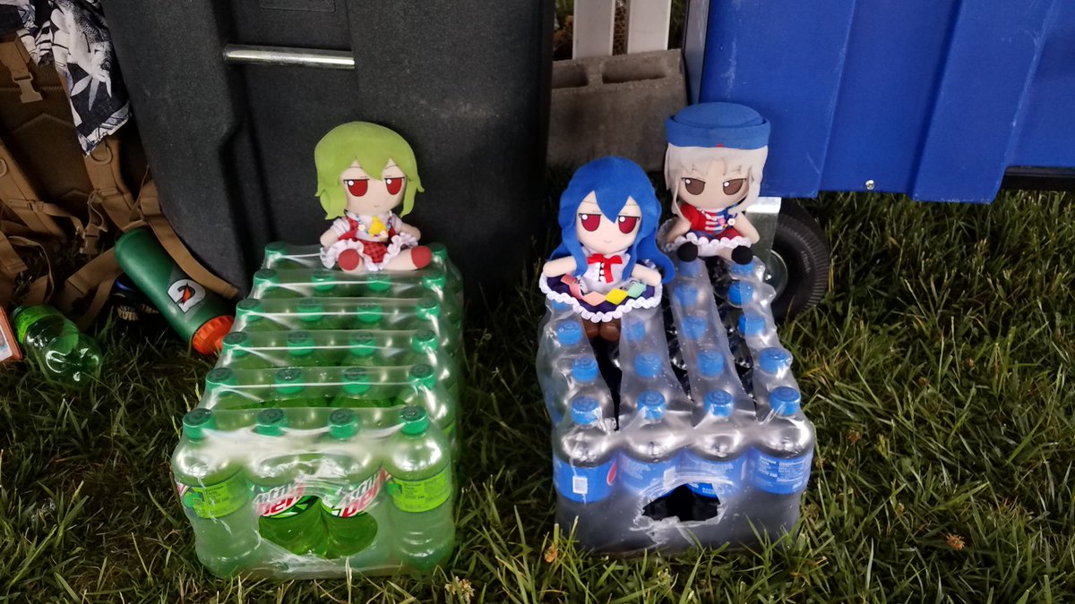 One of the events was a BBQ Taste contest, but we settled with assisting in drink sales. Bottled water ran out so many times.