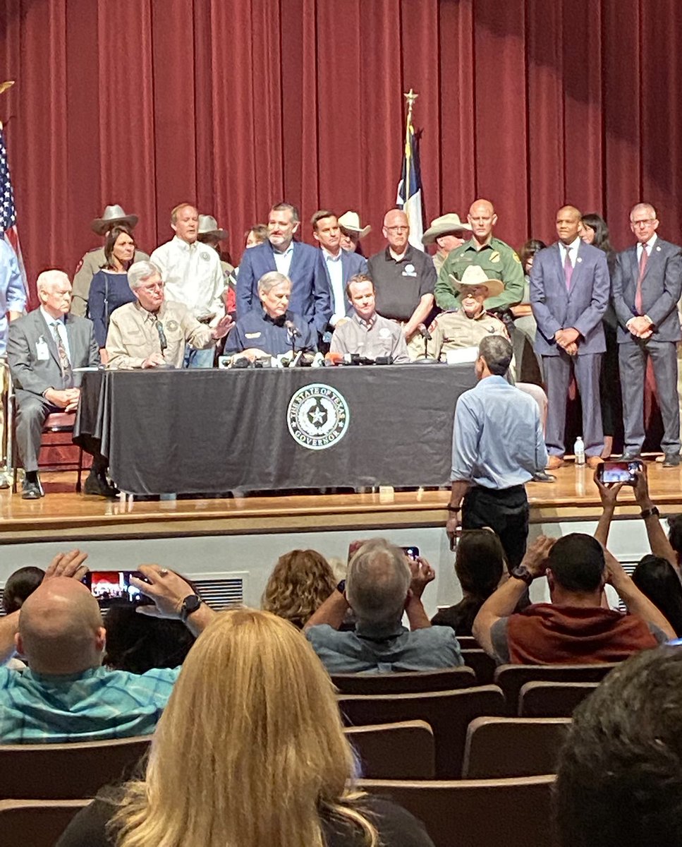 AlamoOnTheRise's tweet photo. @reedgalen @ProjectLincoln "Texas Parent Stands Up Against Gun Lobby" https://t.co/XBroEd5Uql
