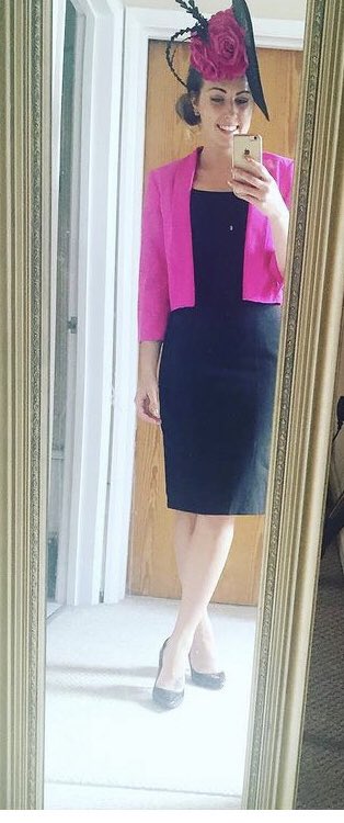 ms_arsenal's tweet photo. Don’t forget to hire your hats for #RoyalAscot from @RacingHatHire 

Same 🌺 hat…4 different looks.

Which is your favourite? https://t.co/yiIAro27QM